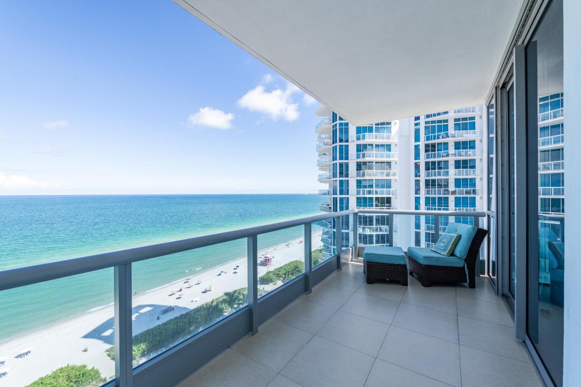 Bluebird Suites Monte Carlo מיאמי ביץ' חדר תמונה
