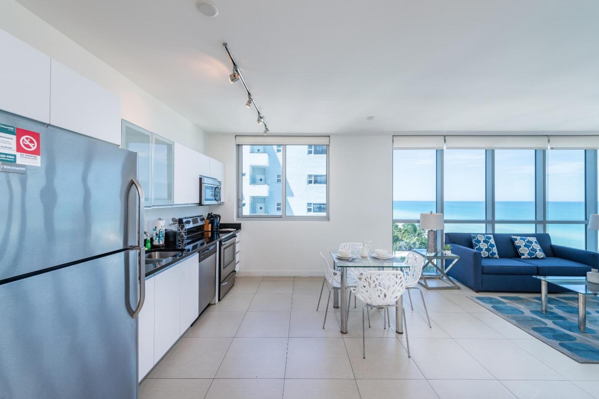 Bluebird Suites Monte Carlo מיאמי ביץ' חדר תמונה